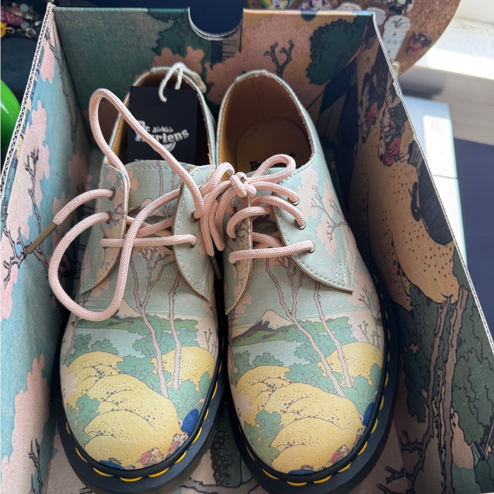 Dr. Marten X The Met